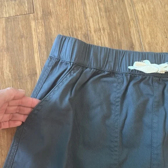 Pact Brand Gray Skirt Size Small - Picture 3 of 7